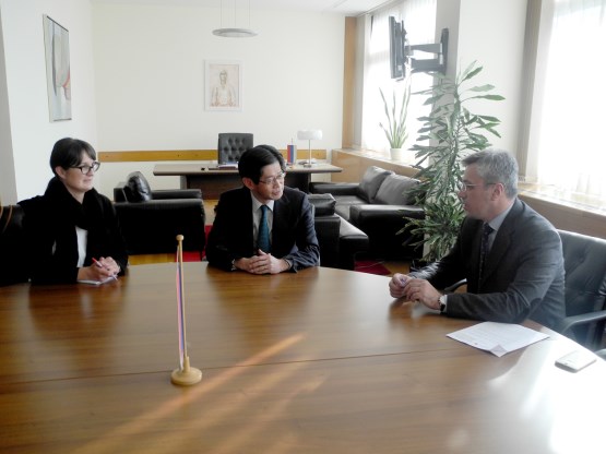 Predsjedavajući Doma naroda Parlamentarne skupštine BiH Ognjen Tadić razgovarao s ambasadorom Japana u BiH 

